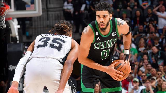 1673170381722091756.jpg cropped_GettyImages-1246073882.jpg